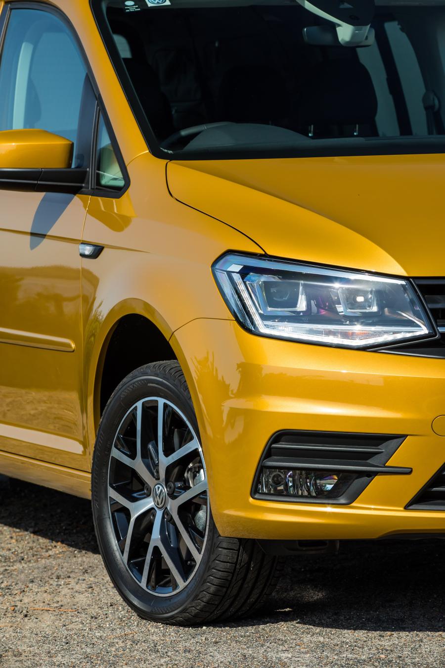 Детали экстерьера Volkswagen Caddy Beach Maxi 2019 года  (AU) (фото 10 из 34)
